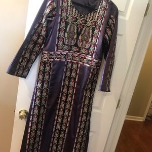 Palestinian falasteeni embroidery tatreez thobe